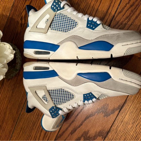 Jordan 4 Retro Military Blue (2012) Size 9 - Picture 5 of 10